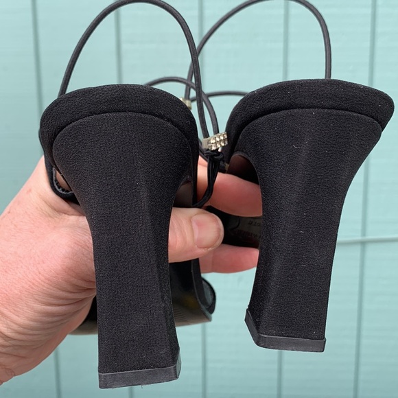 Stuart Weitzman black rhinestone sandal - Picture 14 of 15